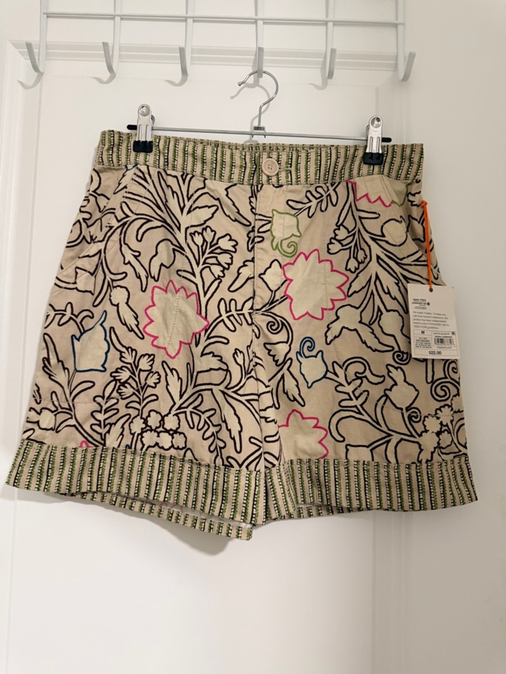 NWT! Knox Rose Women's High-Rise Relaxed Fit Pull-On Shorts Beige Floral